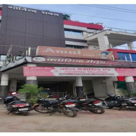 Hotel Parag Palace Jabalpur Buitenkant foto